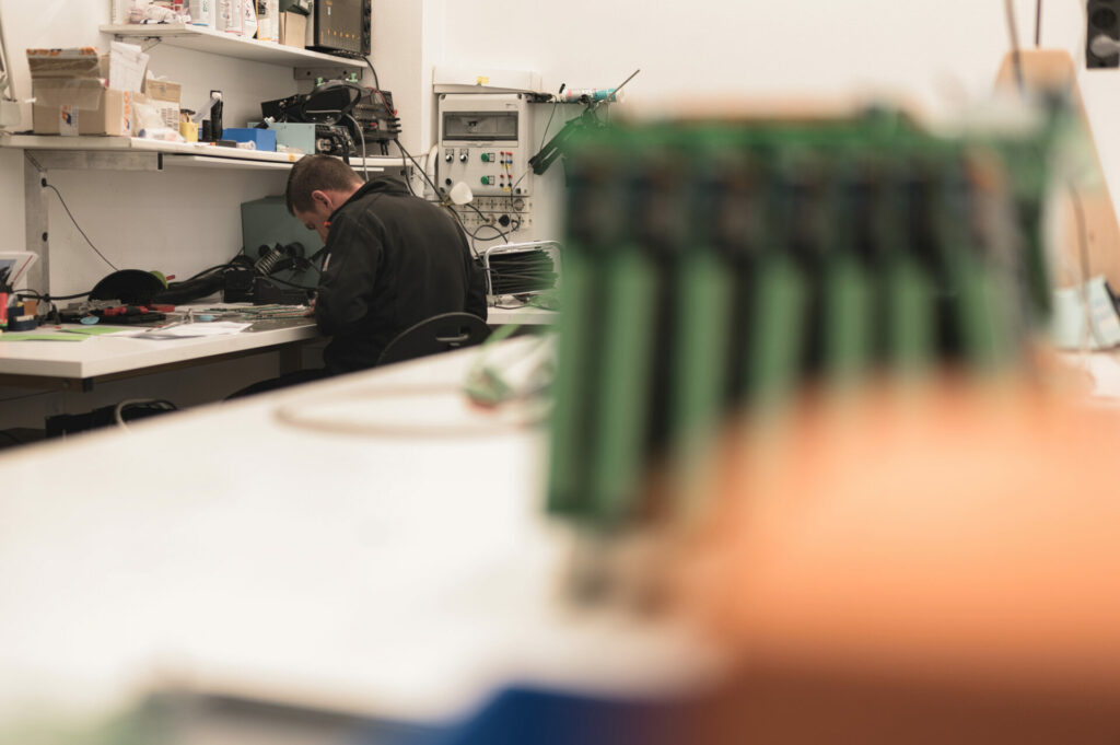 Seik teleferiche ropeways materialseilbahnen _DSC3111 Elettrotecnica personalizzata svg+xml;charset=utf